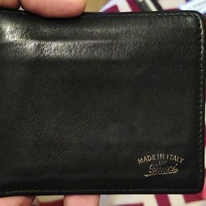 Authentic Gucci men's bifold wallet